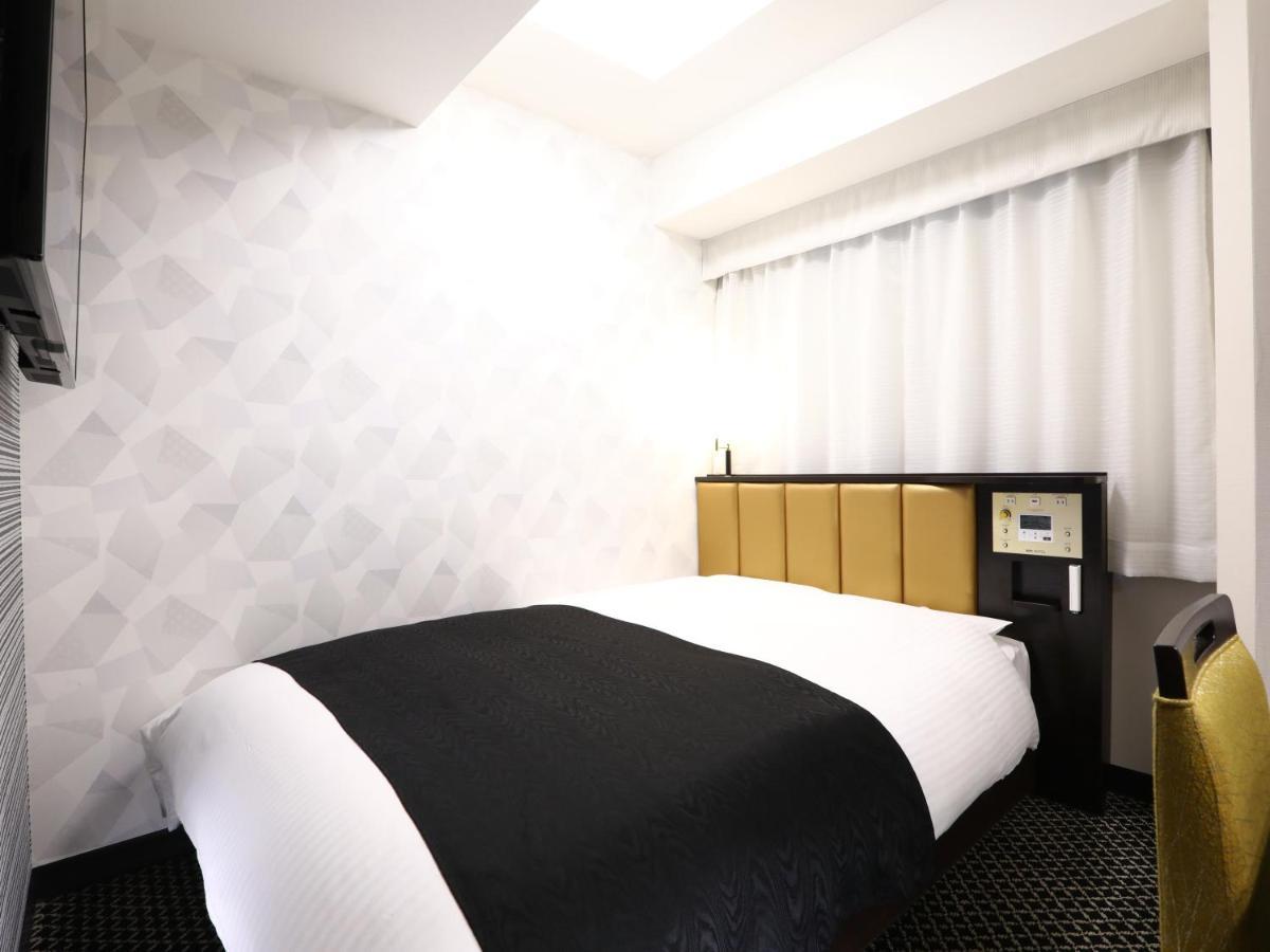 Apa Hotel Iidabashi Ekimae Tokyo Exterior photo